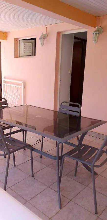 Appartement Moderne Au Coeur De Le Robert 45M² Balcon Prive